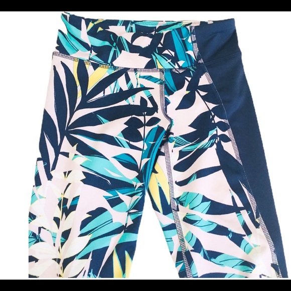 OLD NAVY Palm Floral Leggings With Elastic Waist Pink Girls Size  8Y - Picture 5 of 9